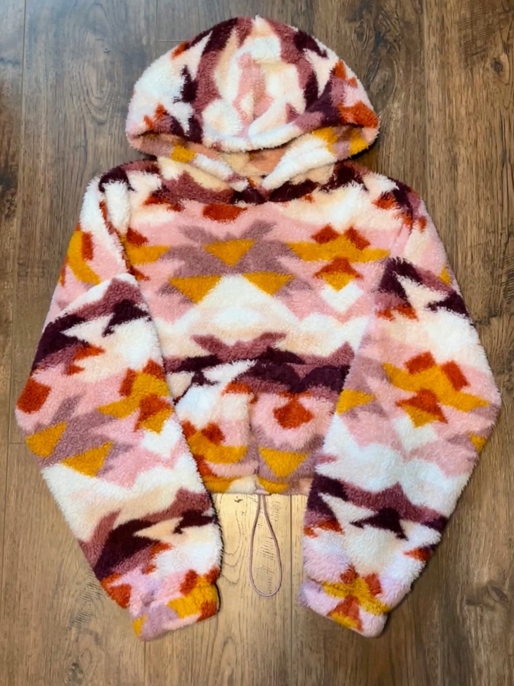Aeropostale Fluffy Geometric Hoodie